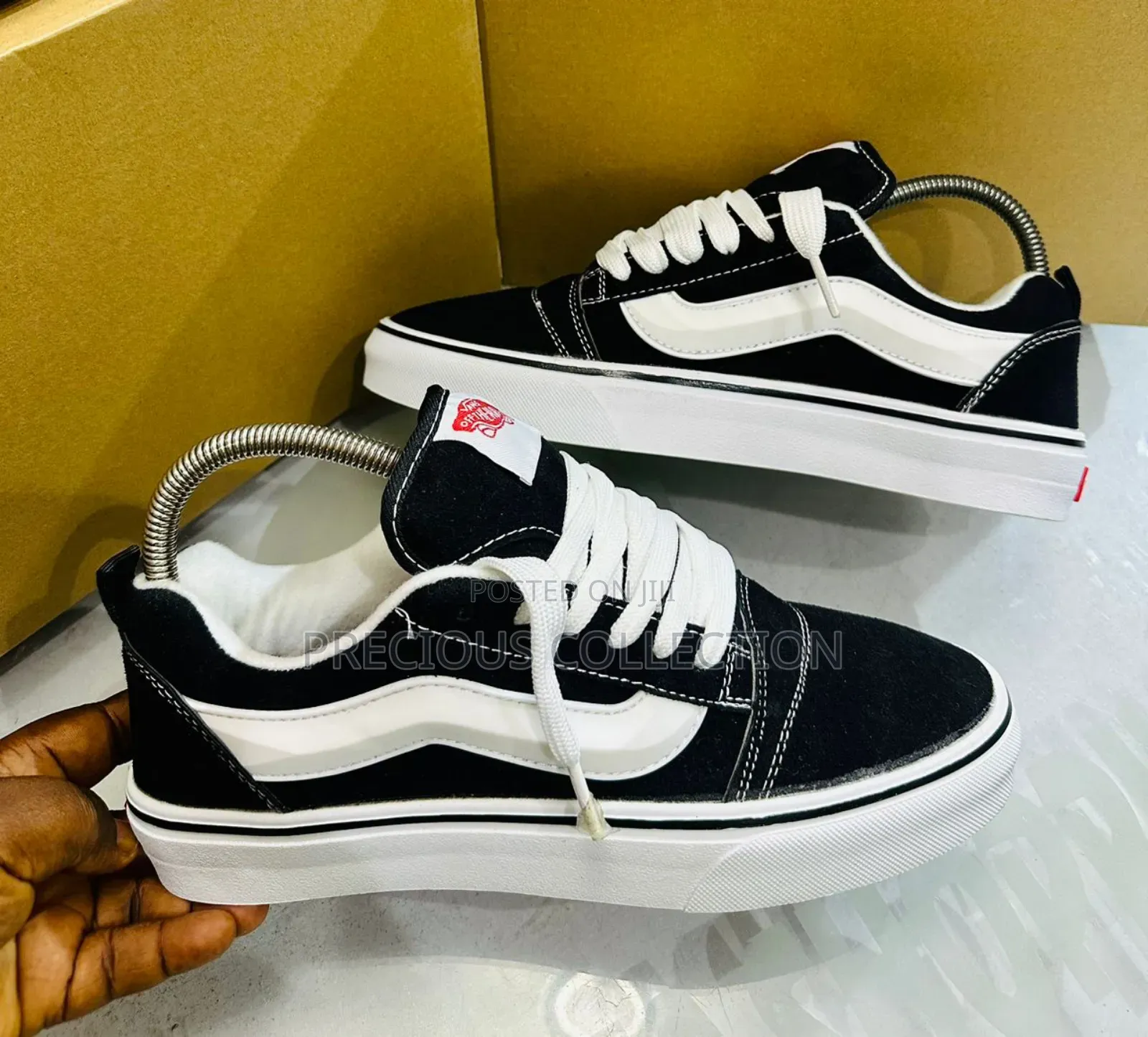 Unisex Vans Lace Up Sneakers