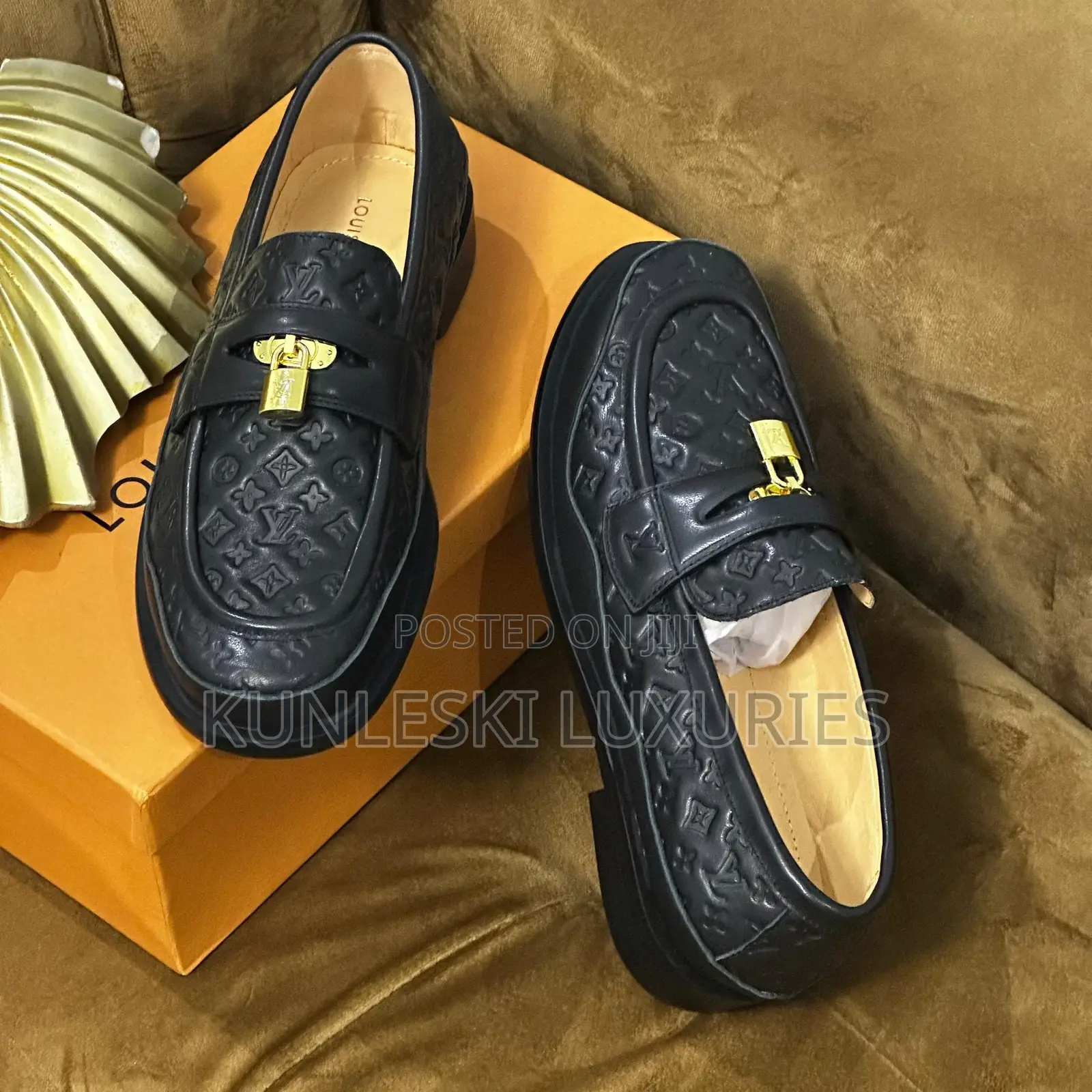 Original Louis Vuitton Luxury Leather Shoe Collections