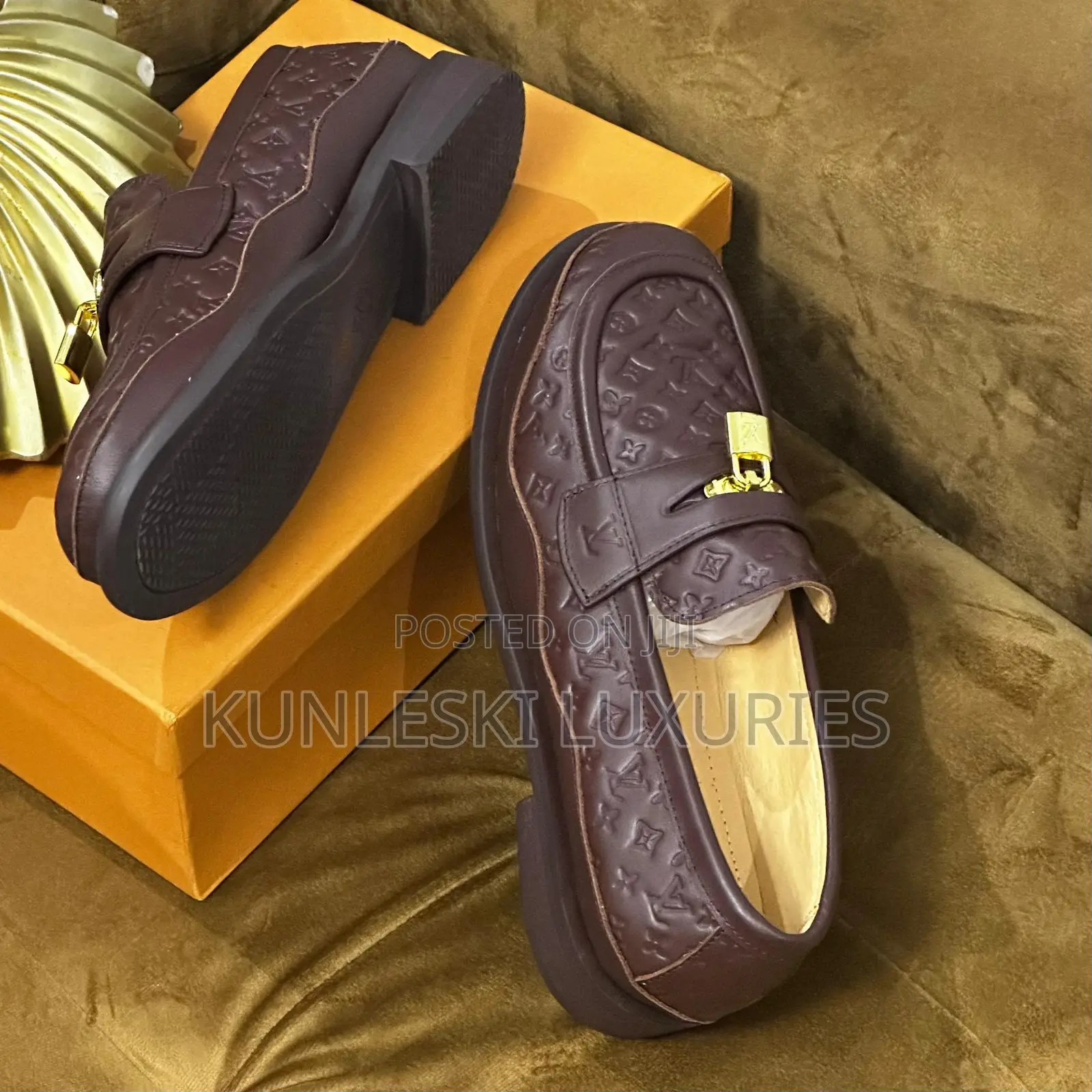 Original Louis Vuitton Luxury Leather Shoe Collections