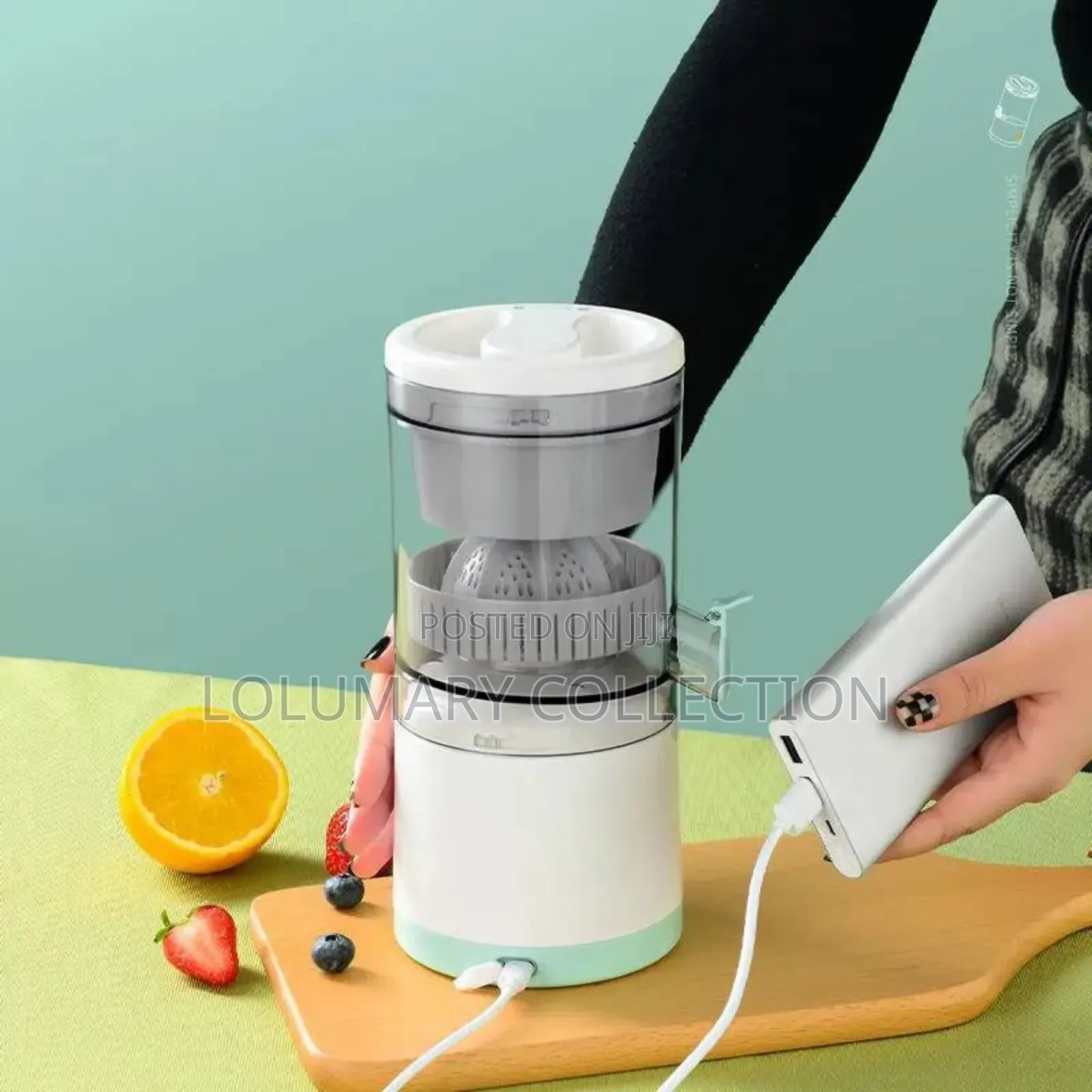 Rechargeable Juicer / Citrus Juicer