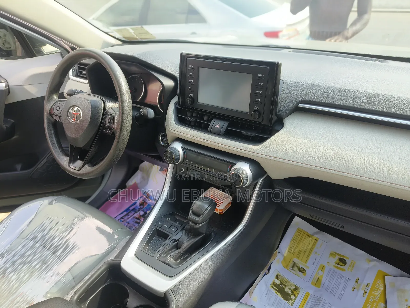 Toyota RAV4 XLE AWD 2019 Gray