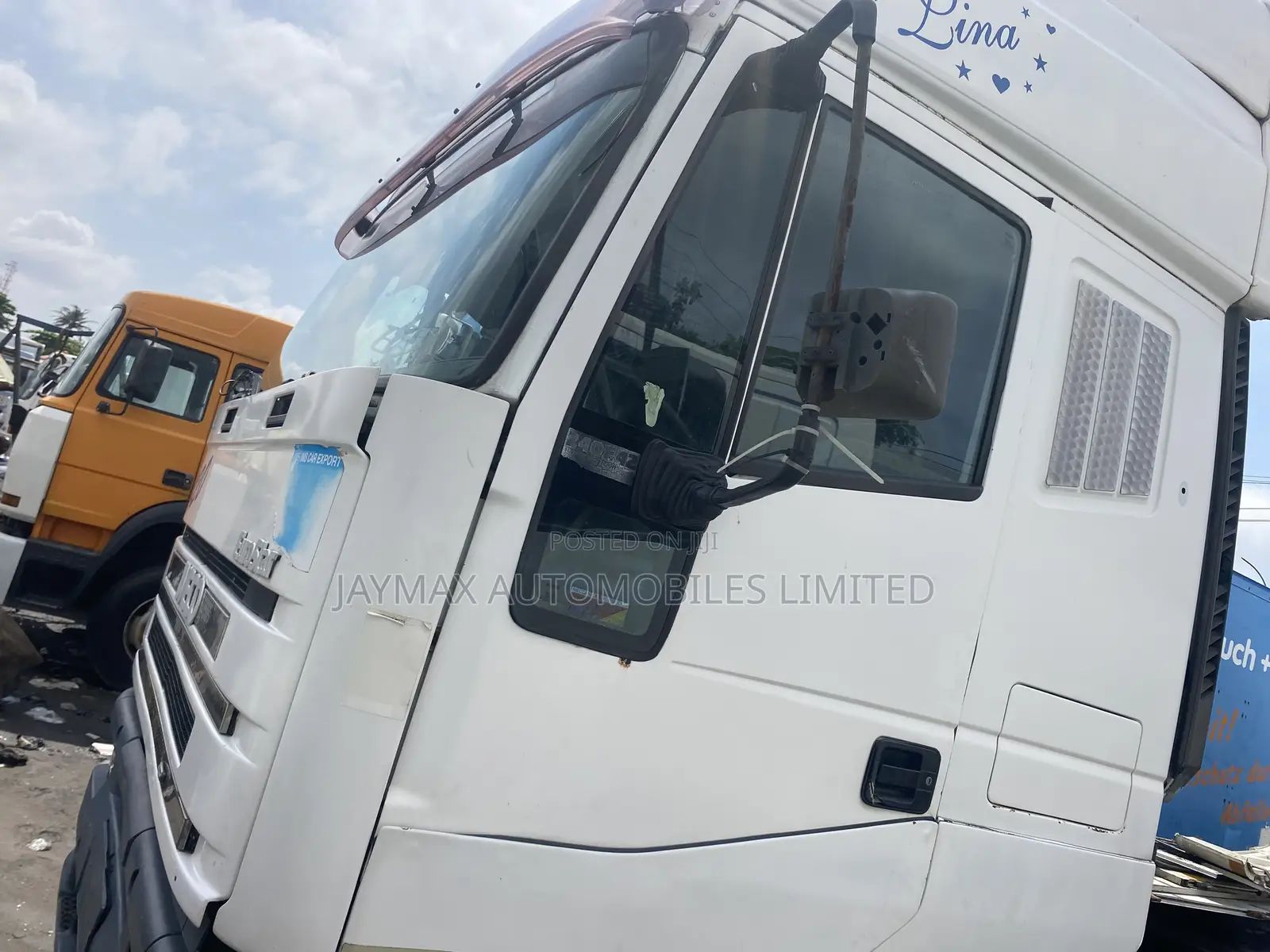 Iveco Eurostar 10 Tyres White