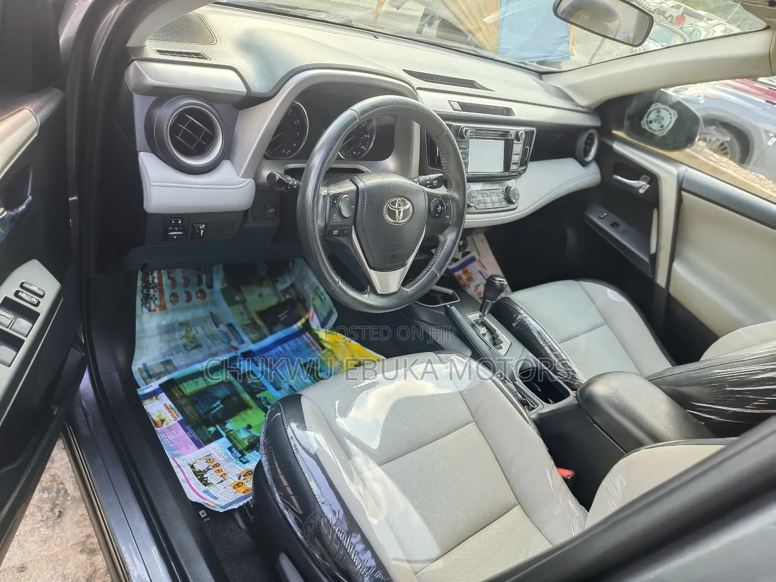 Toyota RAV4 XLE AWD (2.5L 4cyl 6A) 2016 Gray