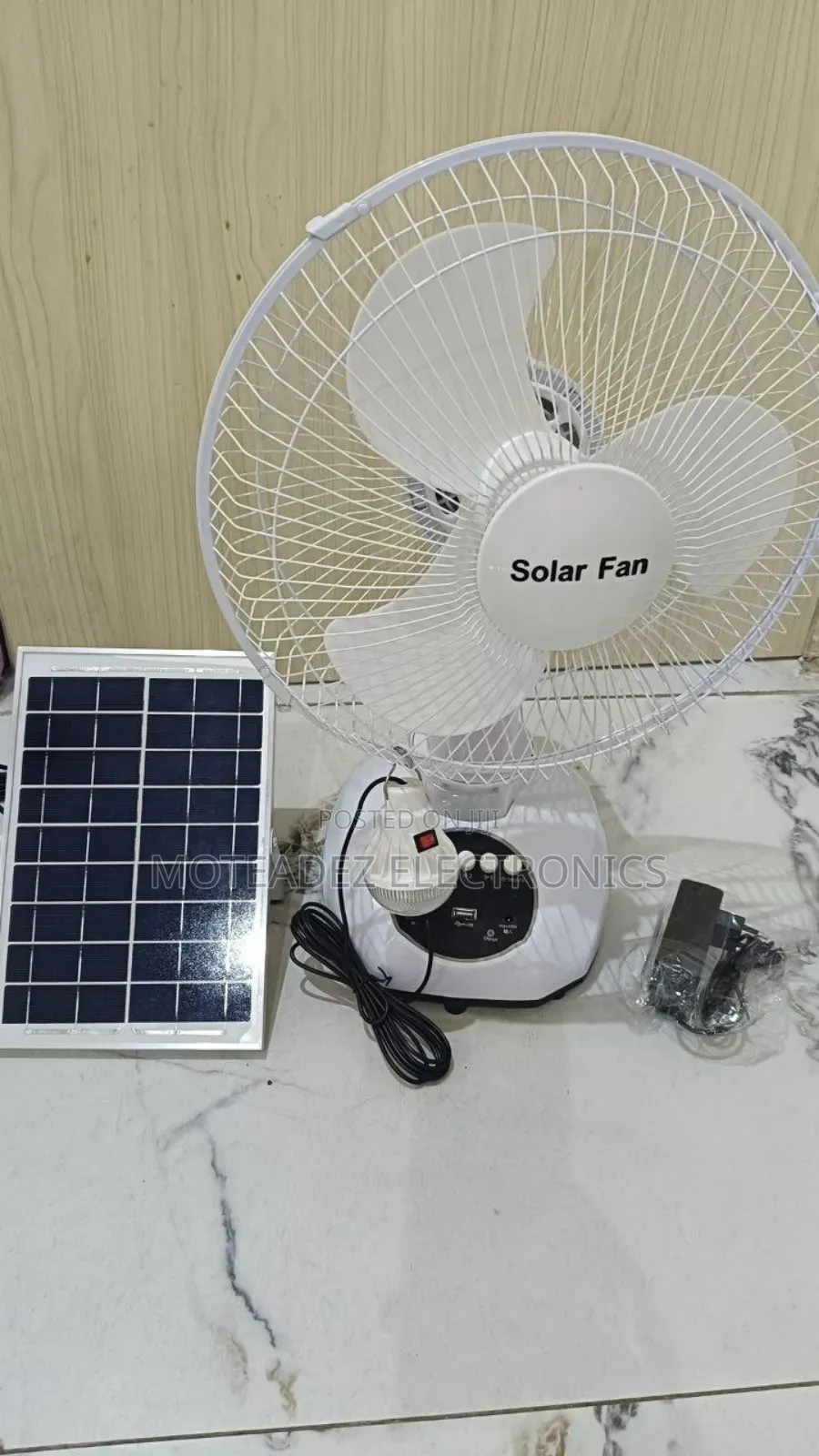 HS Solar/Electric 12" Rechargeable Table Fan W/Remote - Bulb