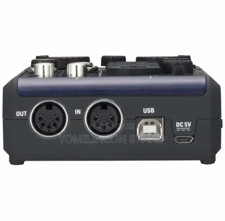 Zoom U-44 Portable 4×4 USB Handy Audio/Midi Interface