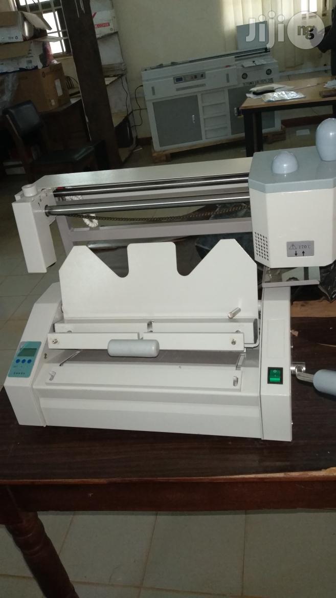 Glue Binding Machine (Table Top)
