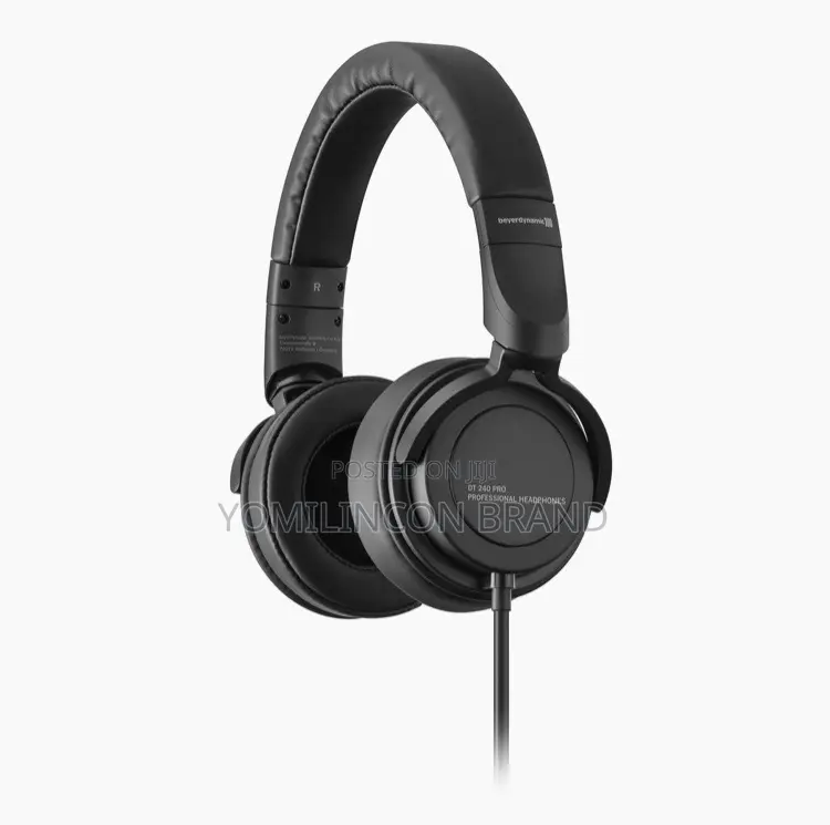 Beyerdynamic DT 240 PRO Monitoring Headphone