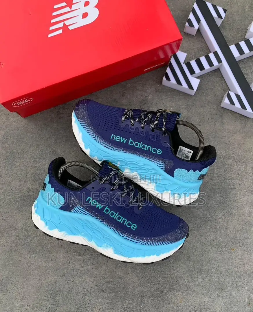 Original New Balance Fresh Foam X More Trail V3 Sneakers