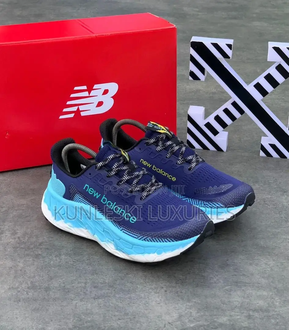 Original New Balance Fresh Foam X More Trail V3 Sneakers