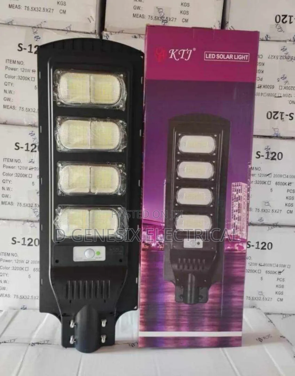 200 Watts Solar Street Light