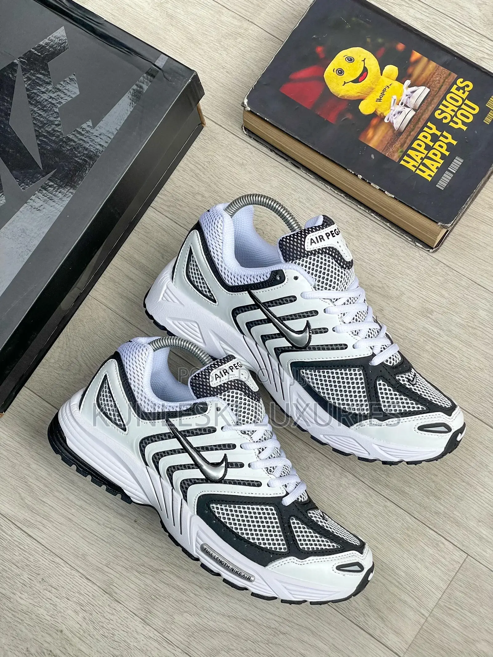 Original Nike Air Pegasus 2K5 White Sneakers