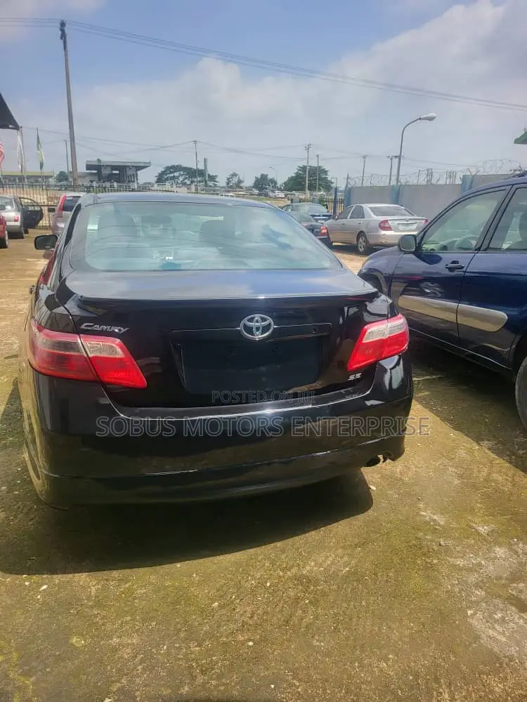 Toyota Camry SE 4dr Sedan (2.4L 4cyl 5A) 2008 Black