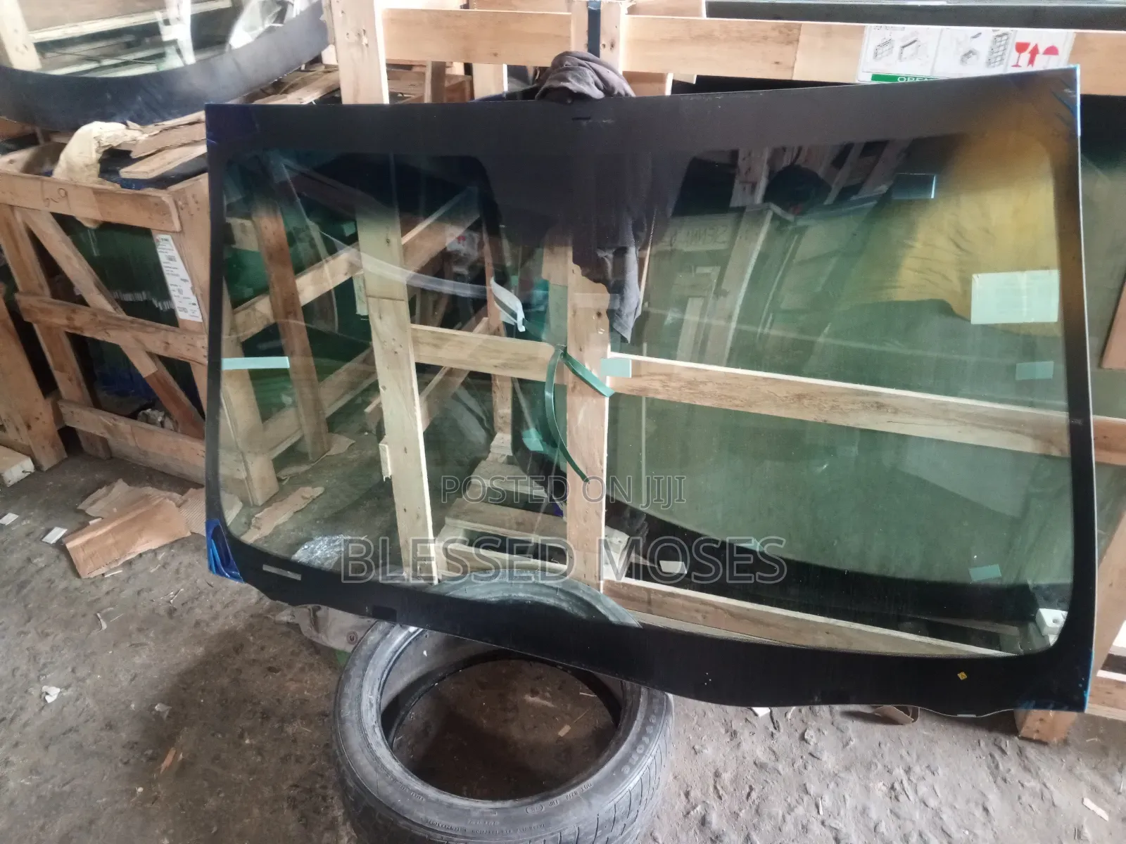 Toyota Venza 2010 Front Windscreen