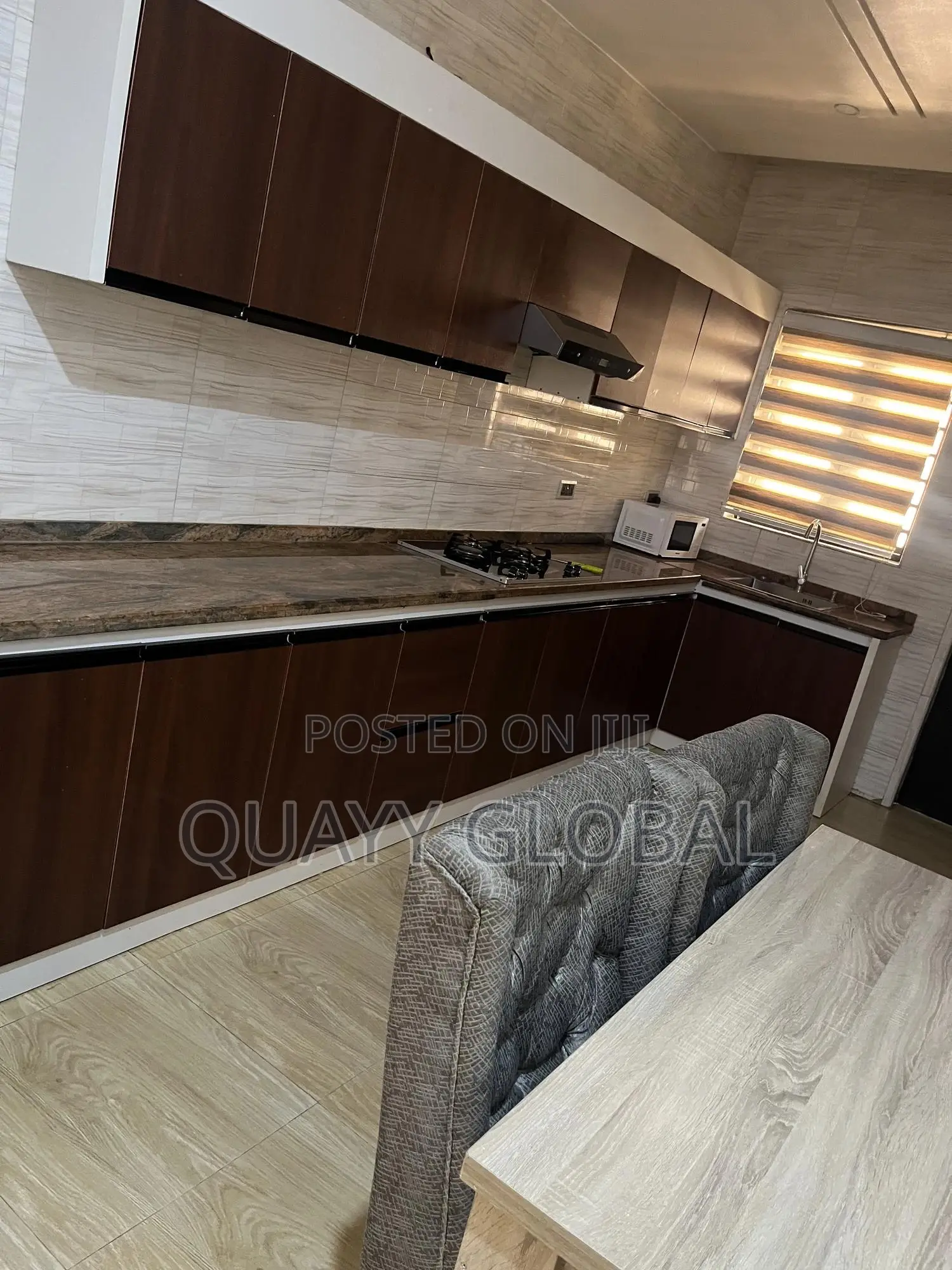 One Bedroom Apartment With 24/7 Wi-Fi and Light