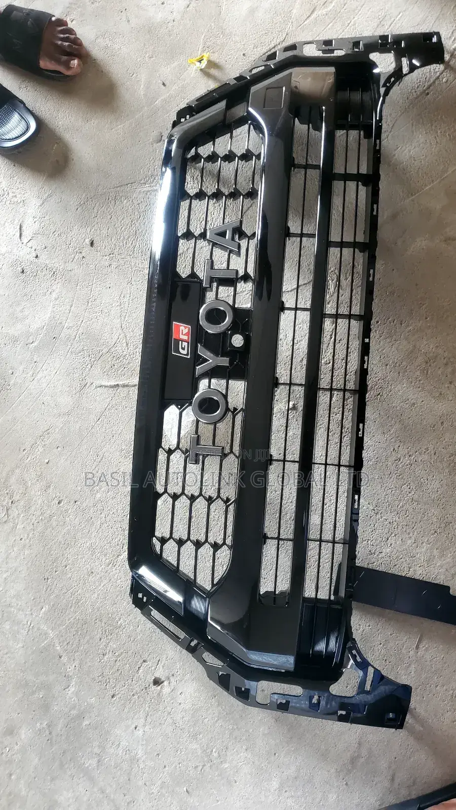 Front Grille Hilux 2023 Gr