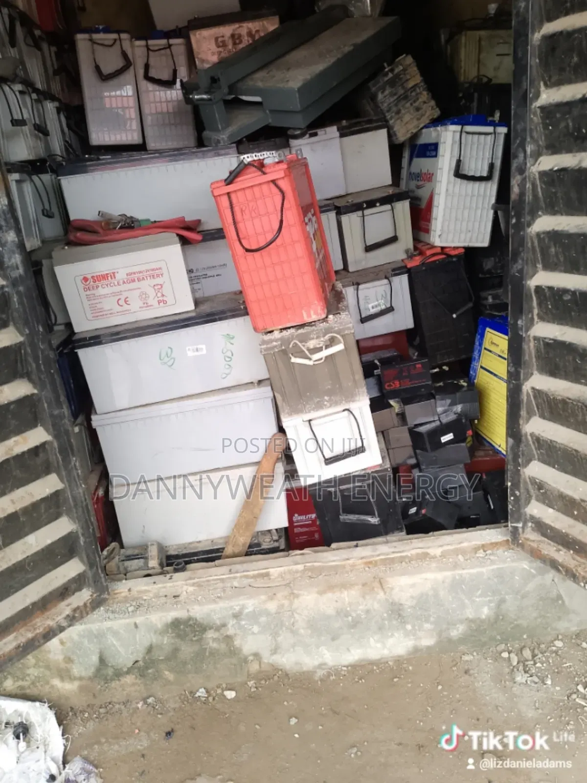 Battery Buyer With Free Pick Up