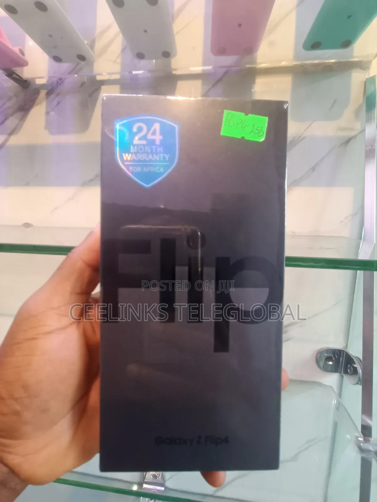 New Samsung Galaxy Z Flip4 256 GB Purple