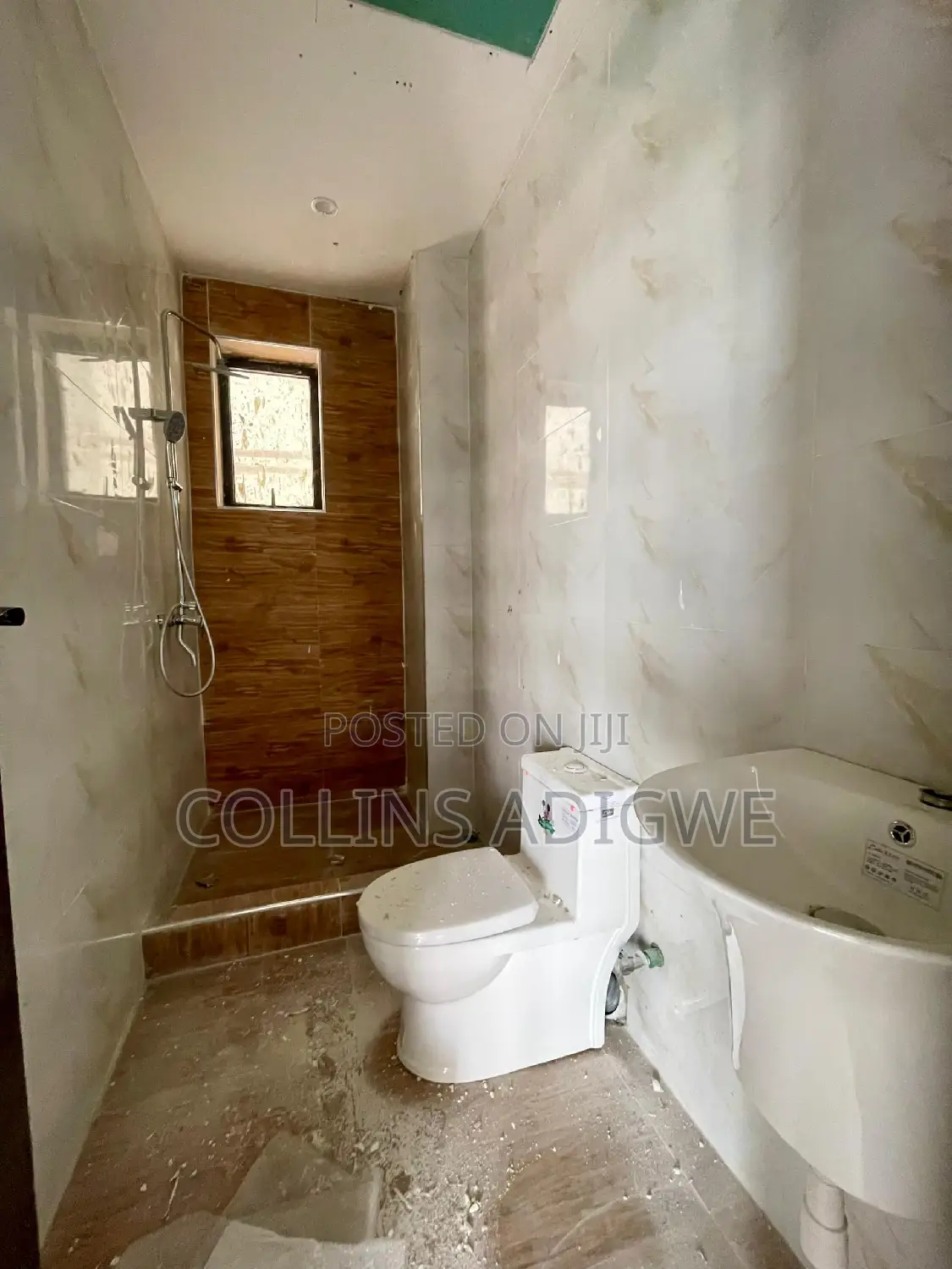 2bdrm Apartment in Lekki Phase 1 for sale