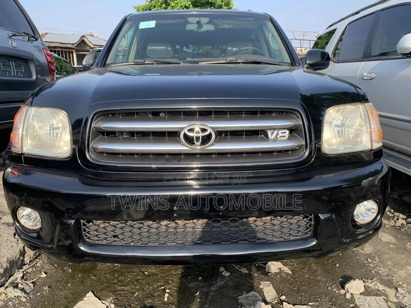 Toyota Sequoia 2004 Black