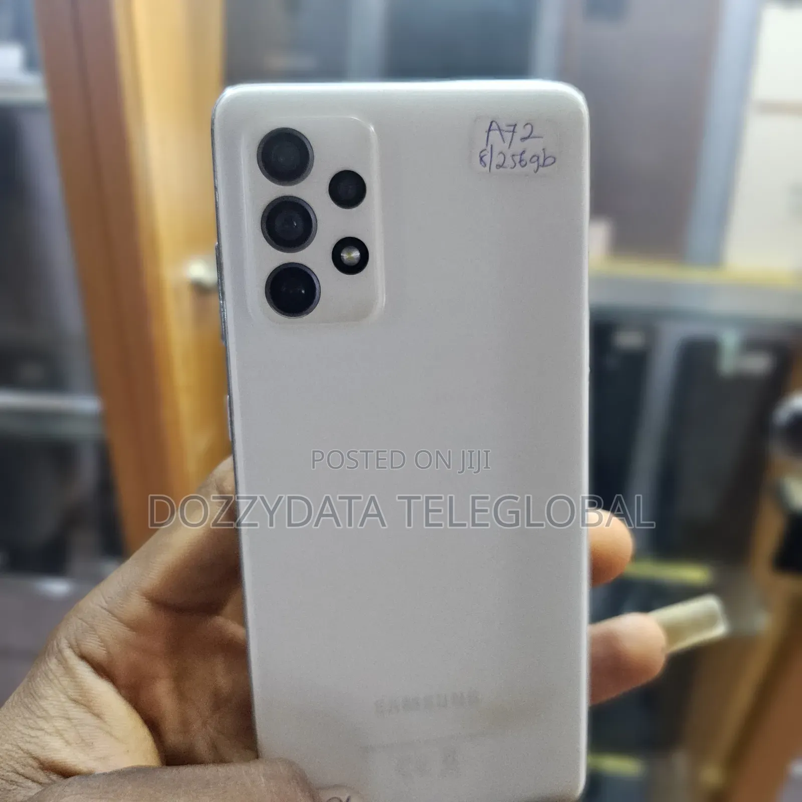 Samsung Galaxy A72 256 GB White