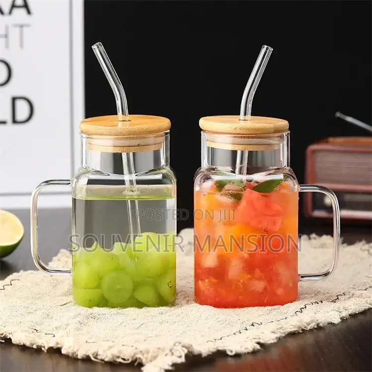 Masion Jar With Bamboo Lid and Straw