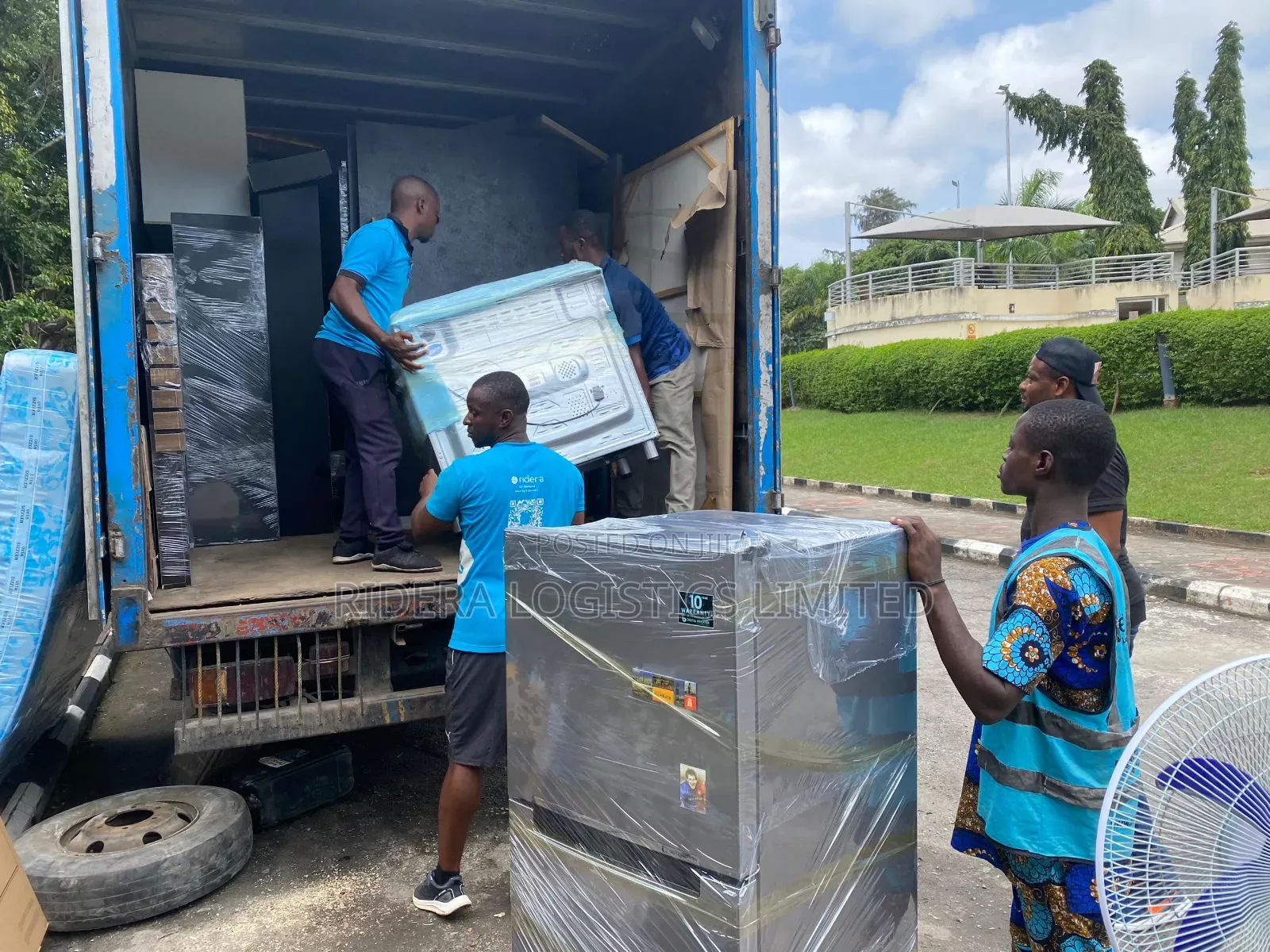 Truck for Hire in Lekki
