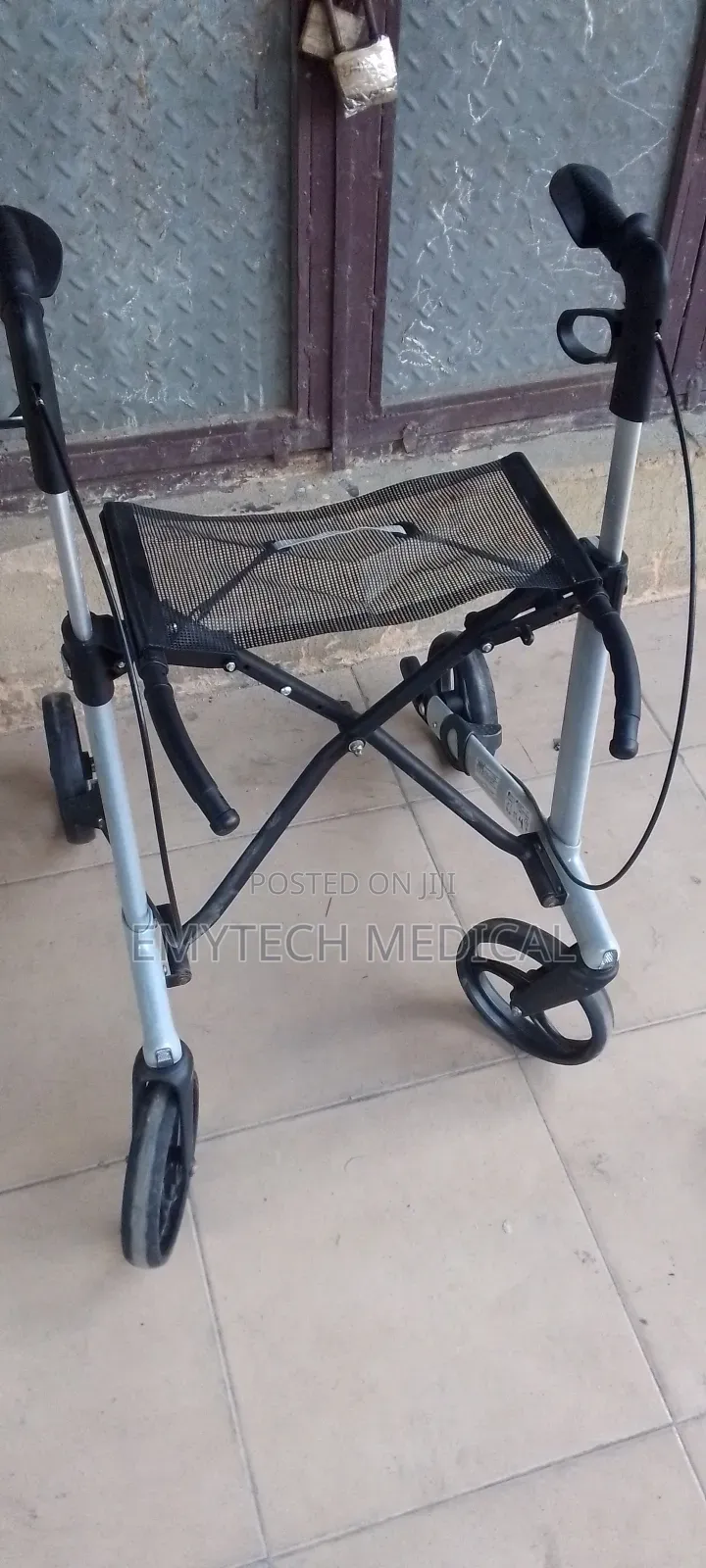 Foldable Wheel German Walker