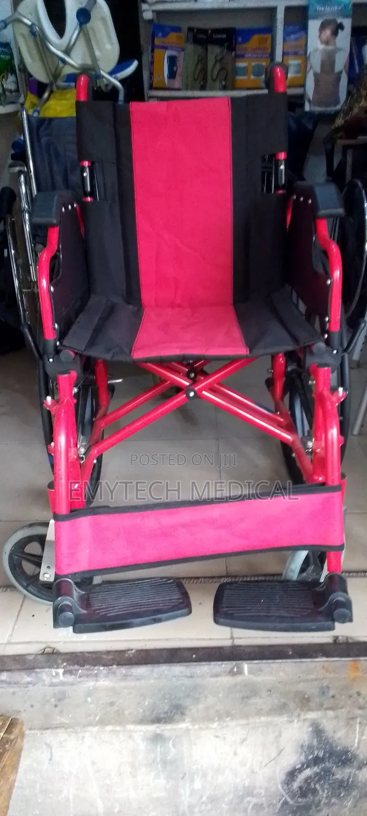 Foldable Collapsable America Self Propelling Wheelchair