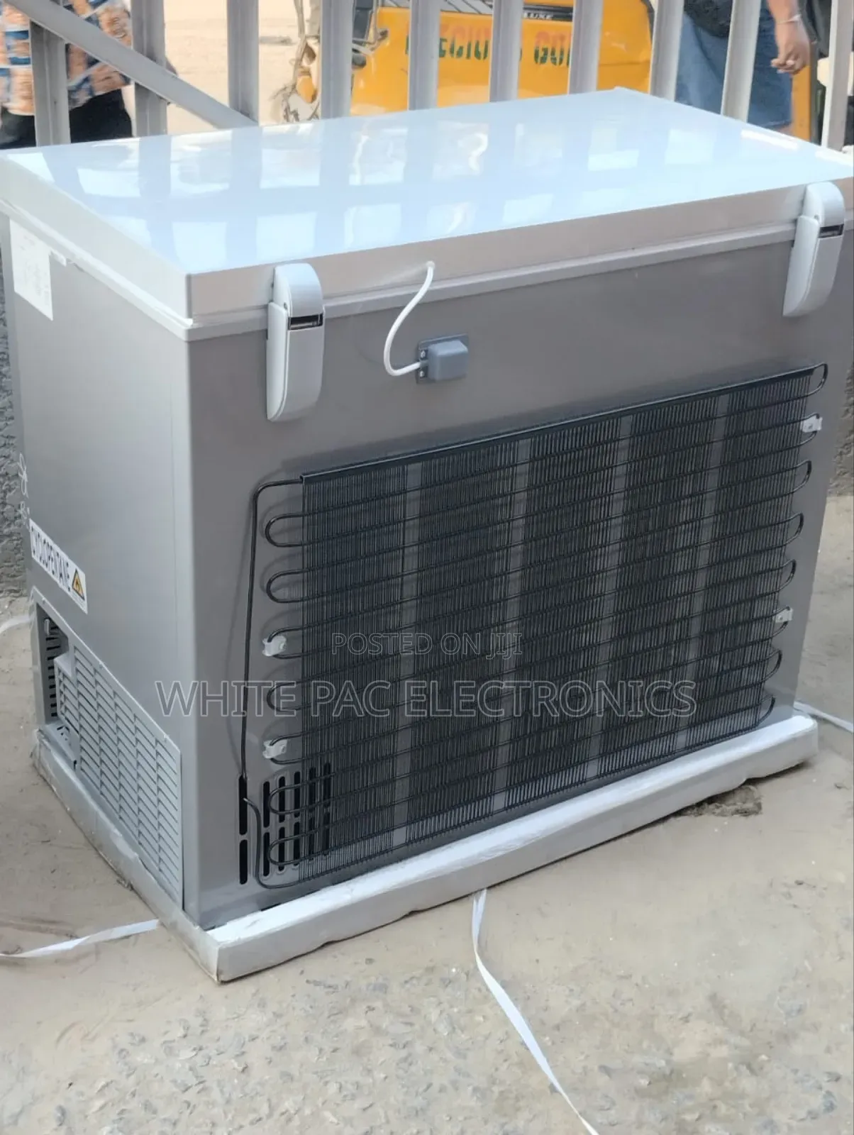 Lg Solar Inverter Freezer 400 Litre Extra Glass Ice Maker 2 Yrs
