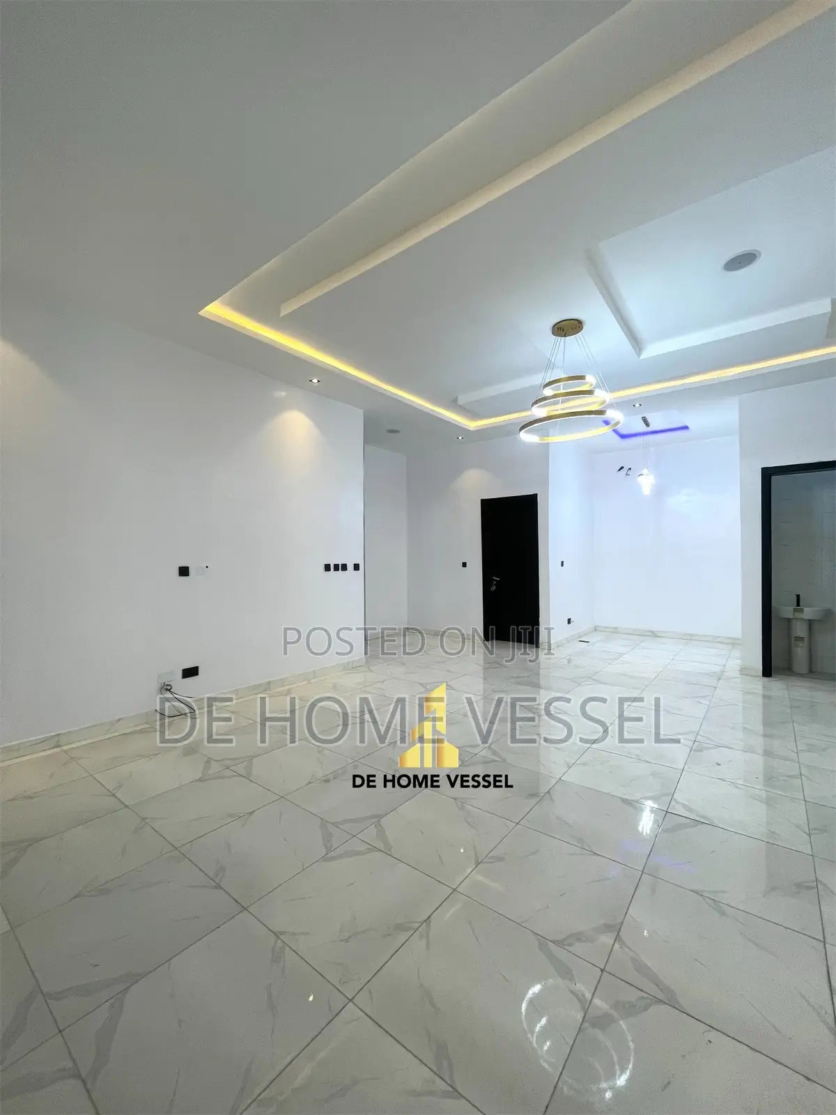 5bdrm Duplex in Lekki for sale