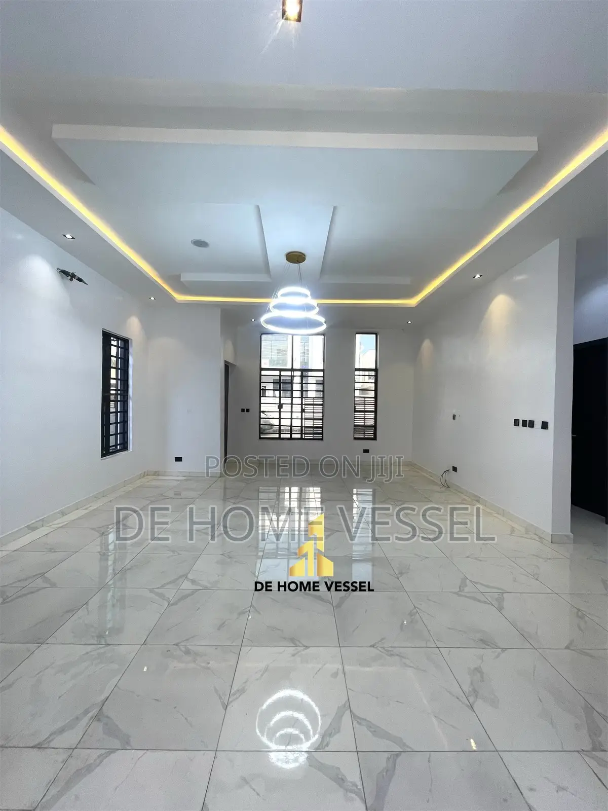 5bdrm Duplex in Lekki for sale