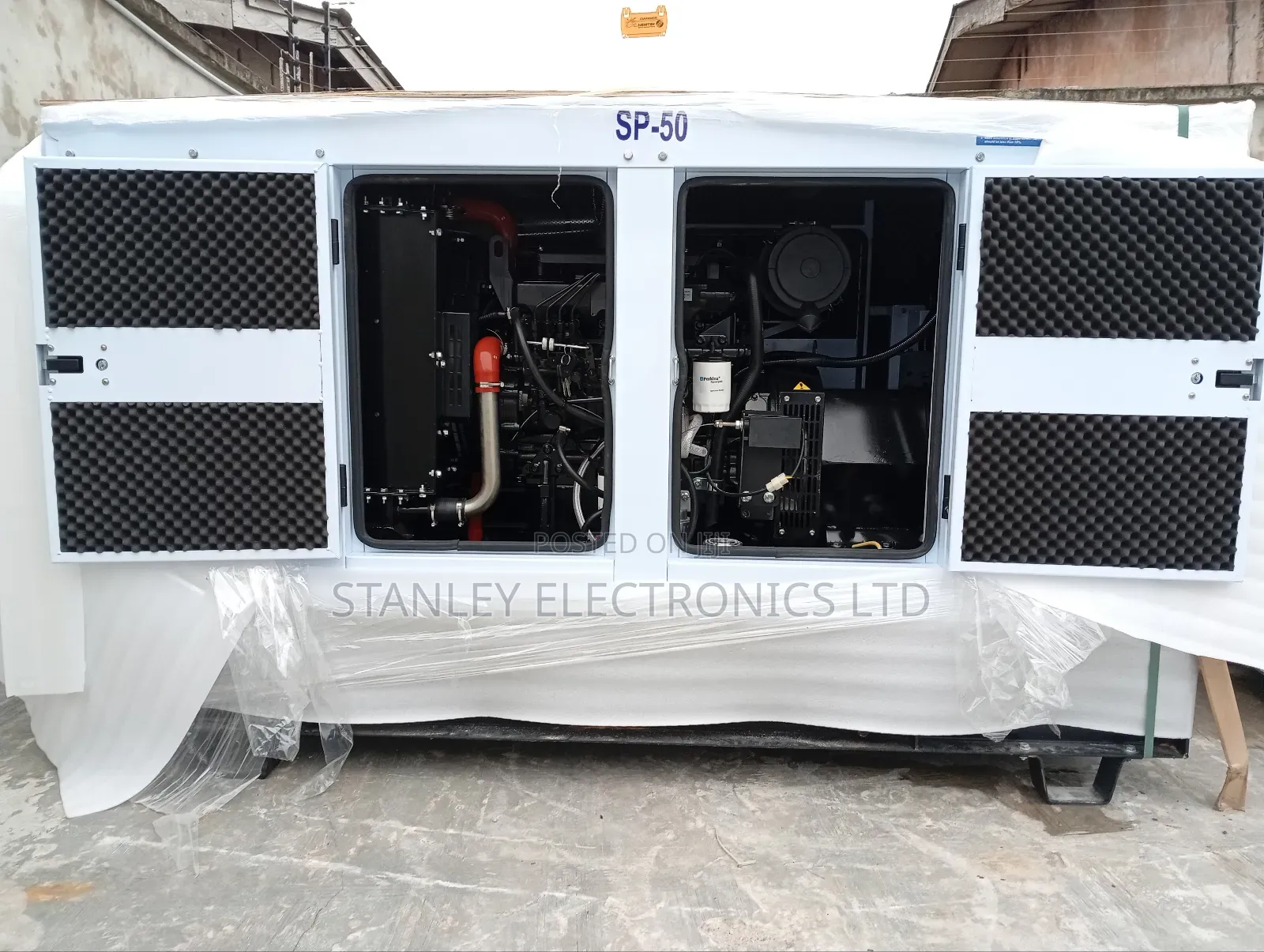 Super Silent 50kva Perkins Soundproof Generator 100% Copper