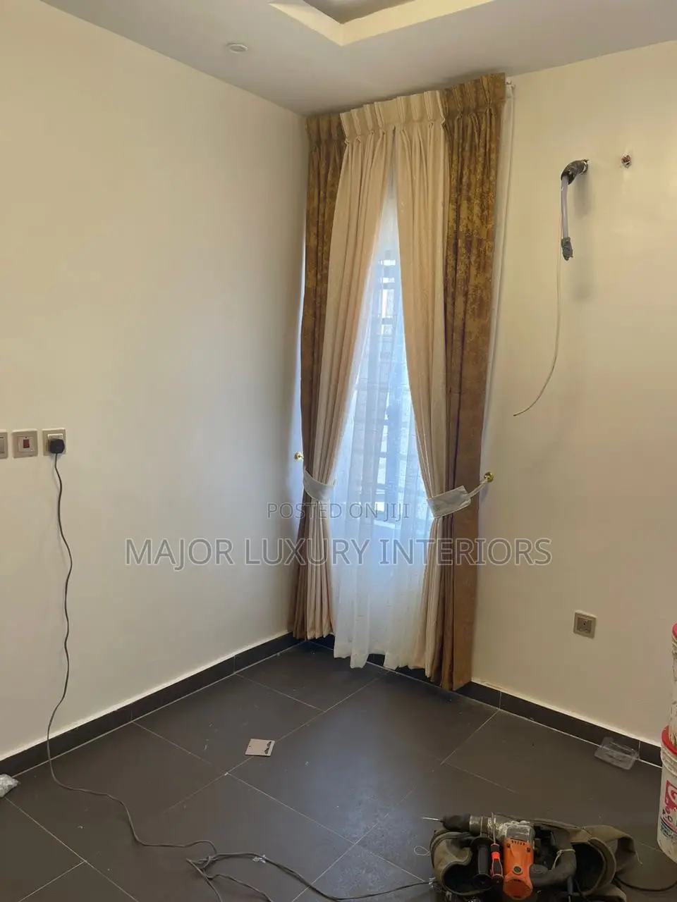 Highest Quality Curtain With Combination/ Pleated Design