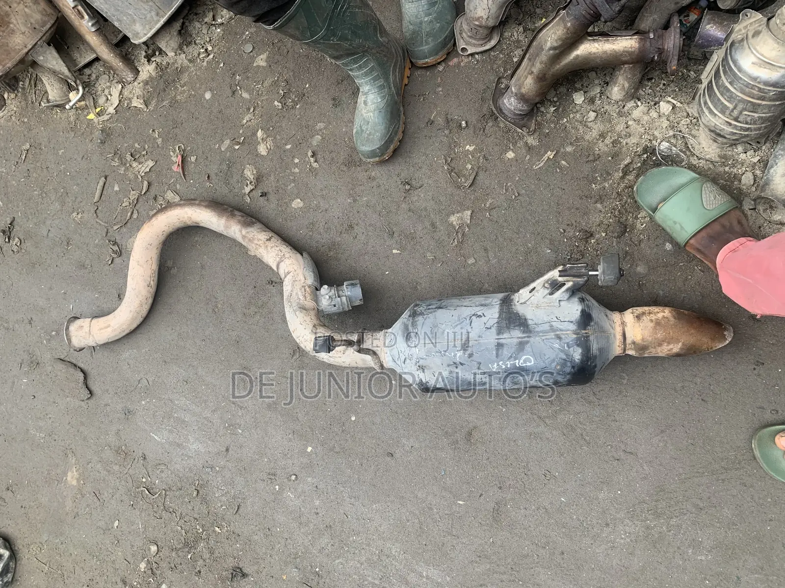 Exhaust Muffler Back Tell Pot for Lexus Lx570