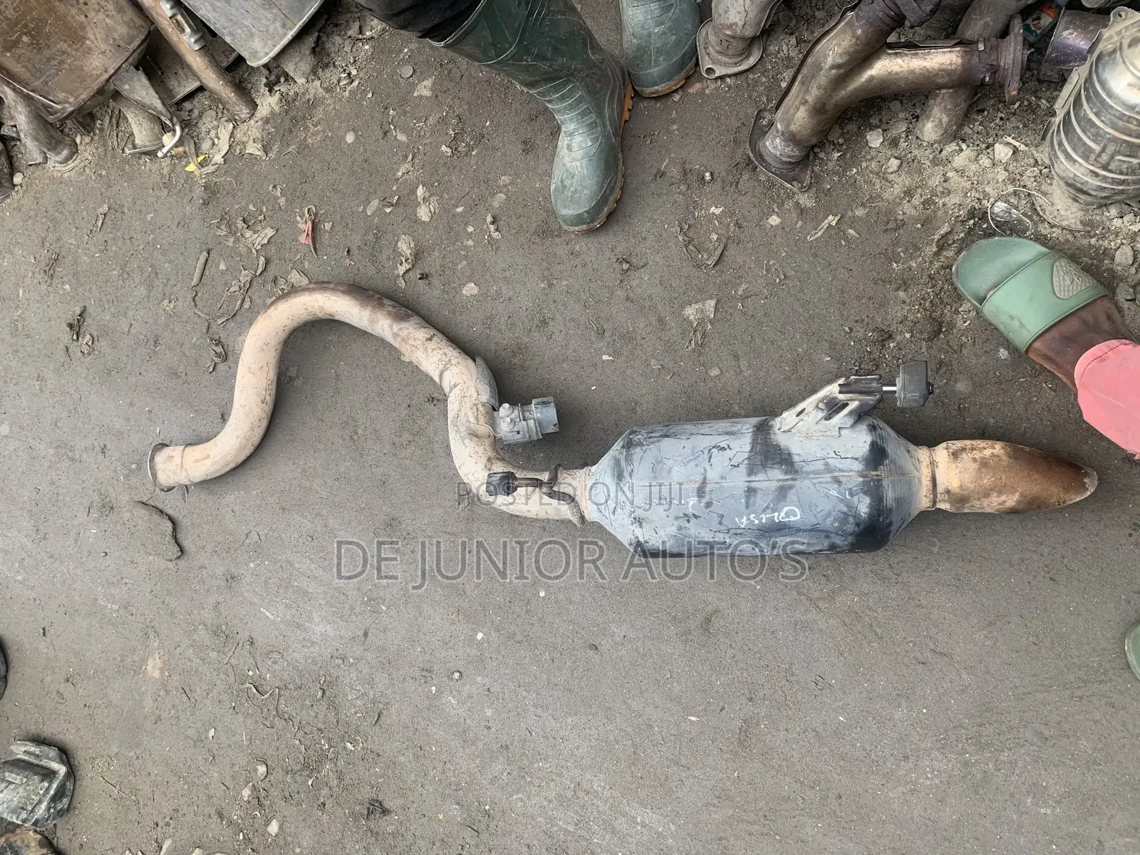 Exhaust Muffler Back Tell Pot for Lexus Lx570