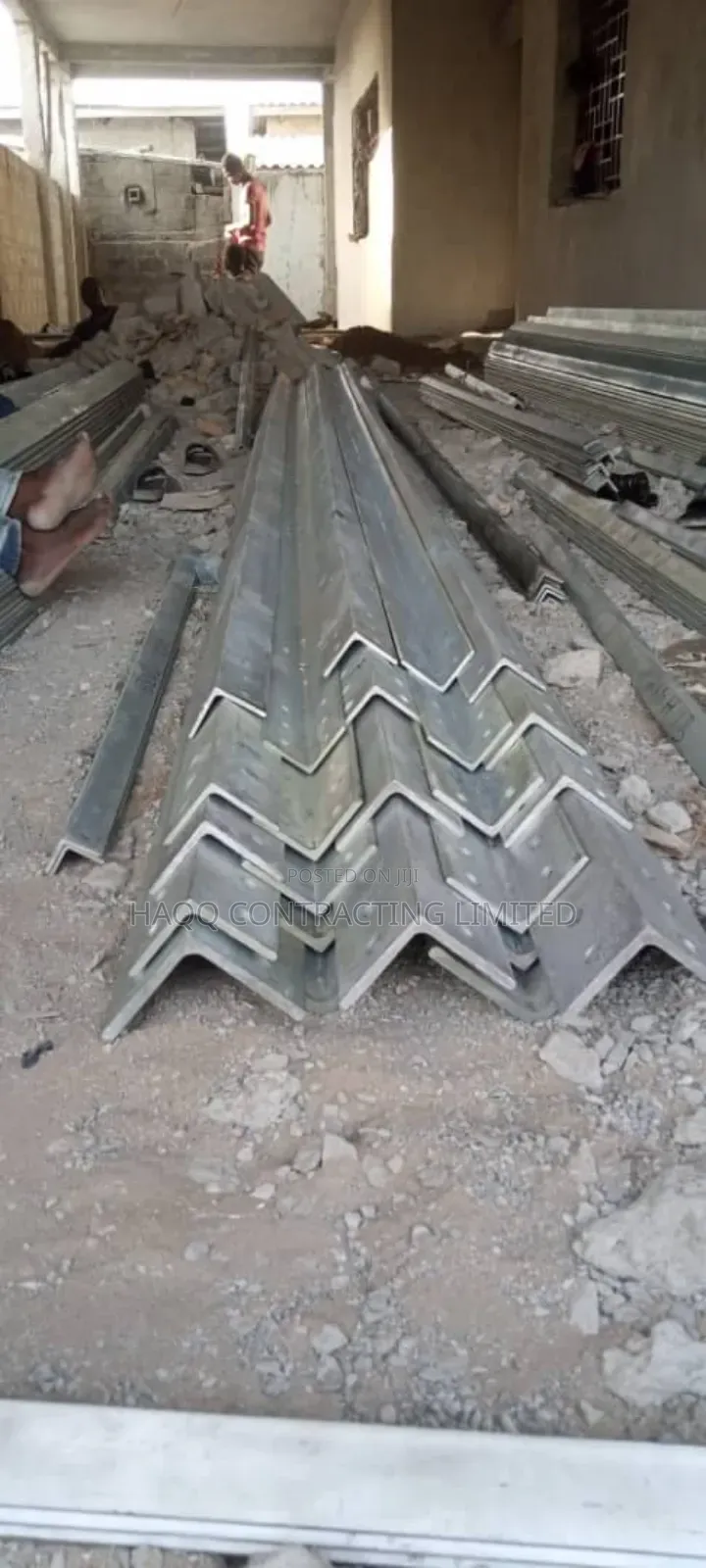 Tower Mast Fabrication and Erection Expert