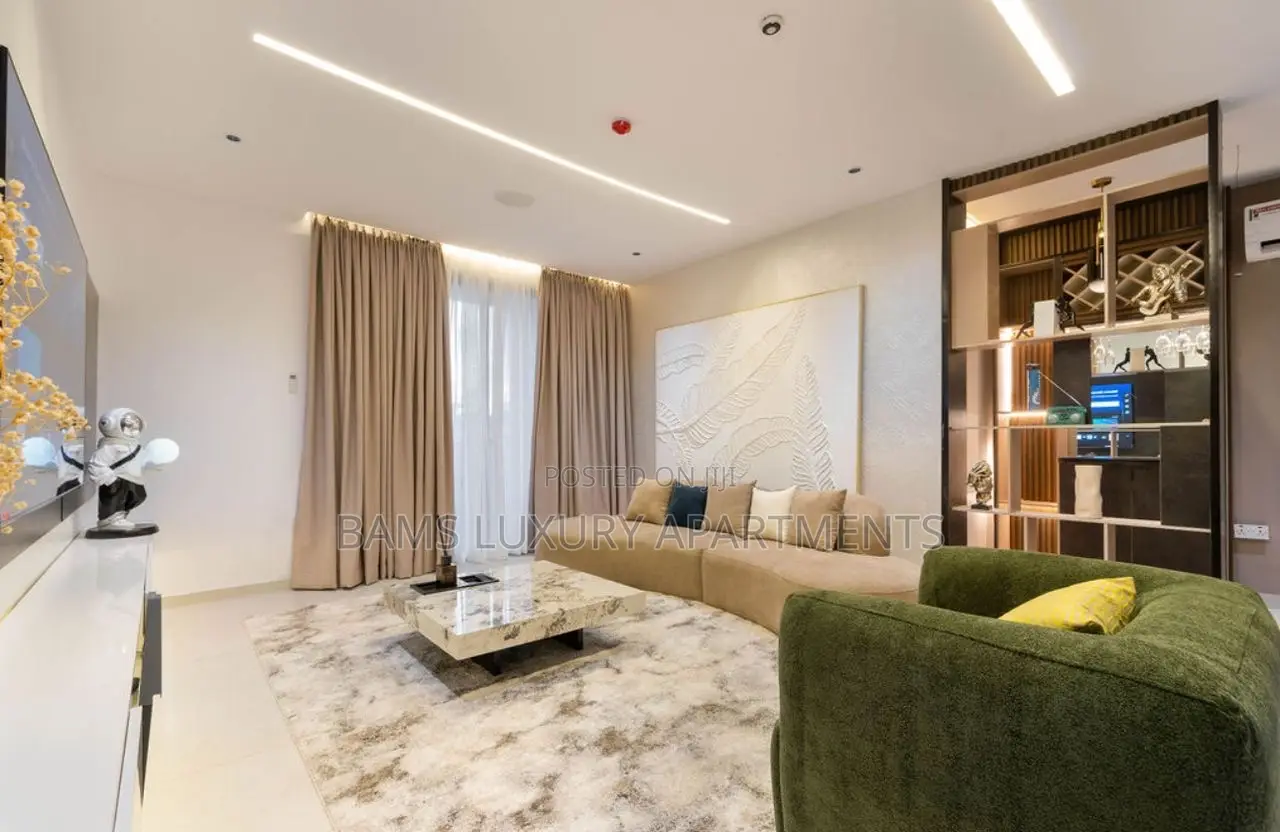 Bams Cozy Luxurious Bedroom