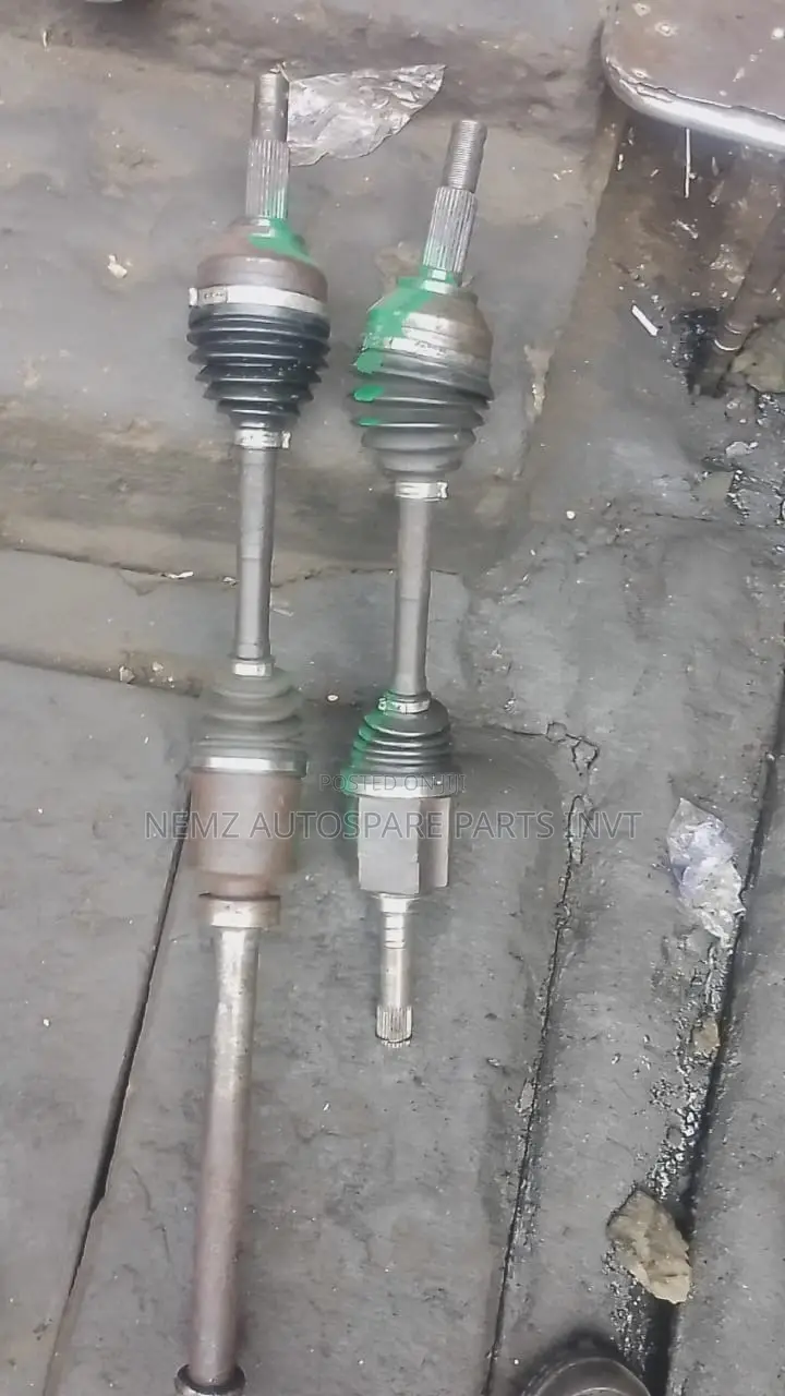 Driving Shaft Nissan Rogue 2008