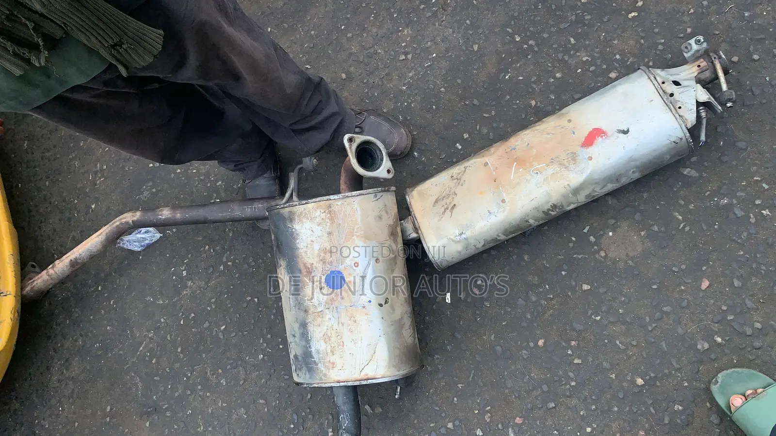 Complete Exhaust Muffler Pot for Toyota Highlander 2002-3