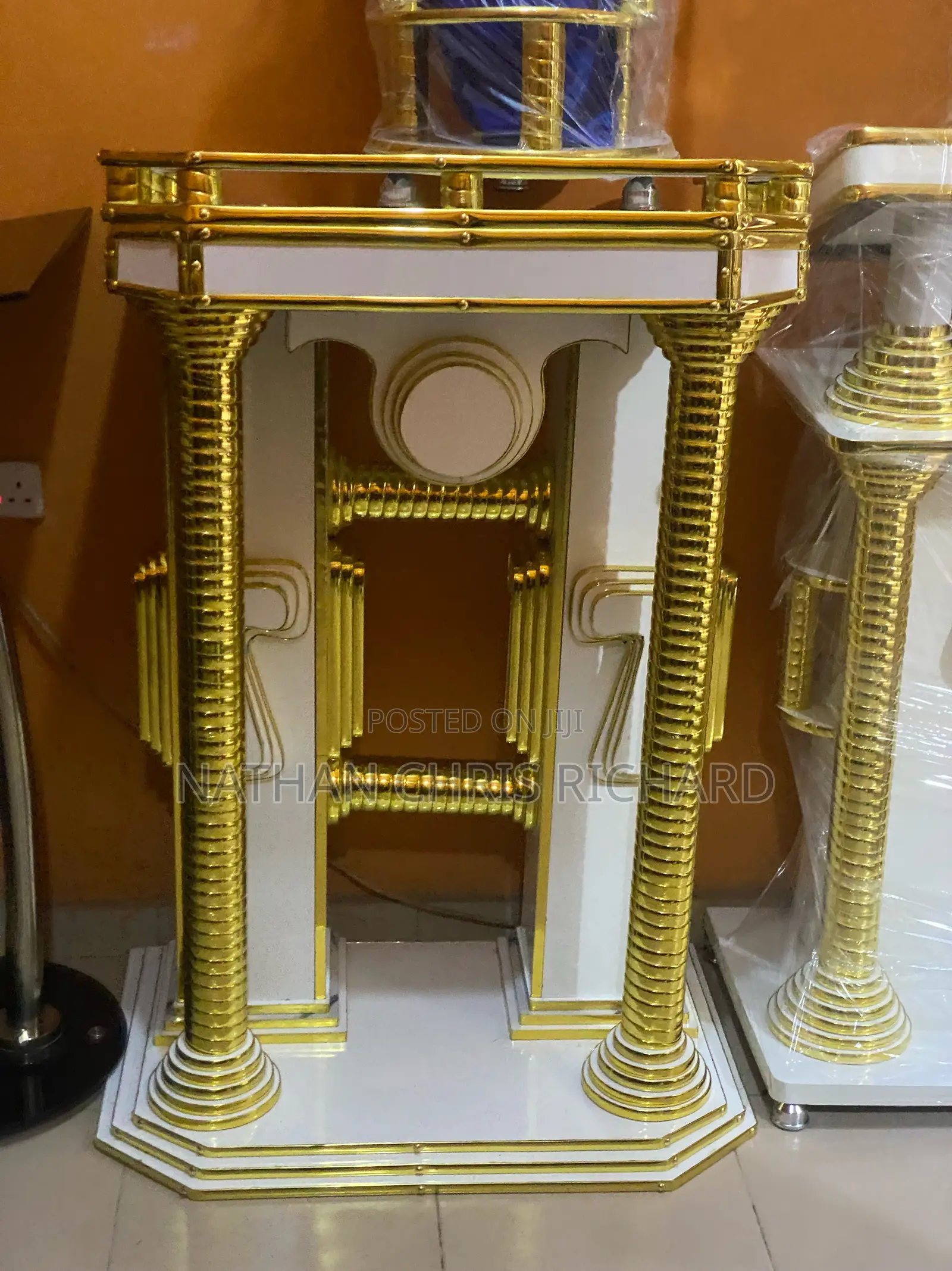 High Quality Wooden Pulpit