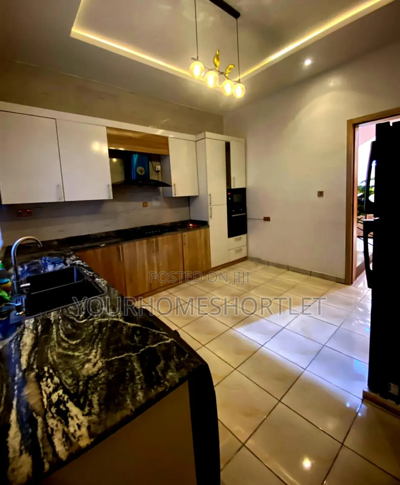 3 Bedroom Duplex With Snooker.Allows Party