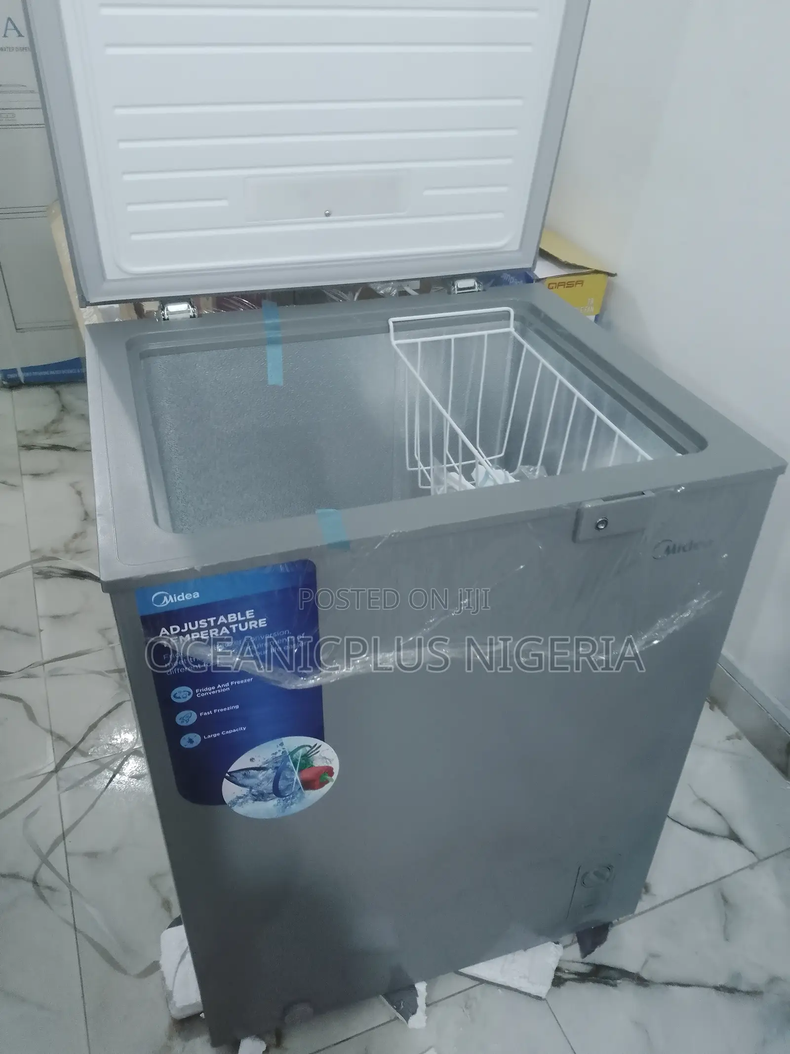 Standard-142litres Midea Chest Freezer