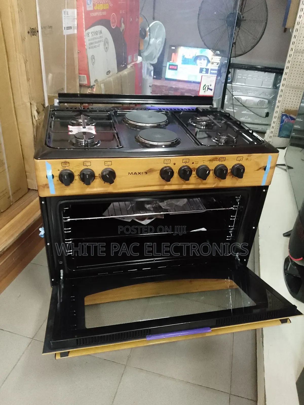 Maxi Standing Cooker Automatic 4 Gas / 2 Electric With Oven