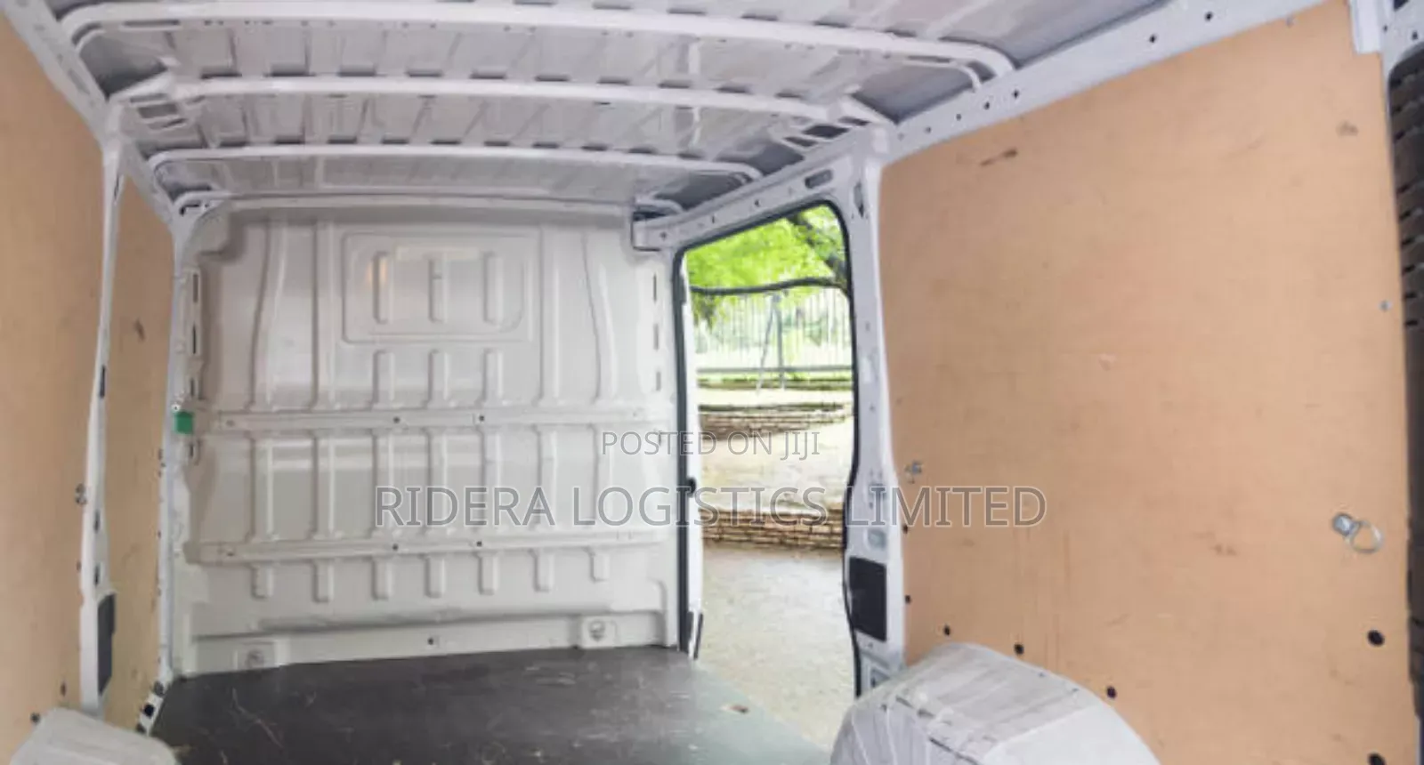 Van for Moving in Ogba/Ikeja