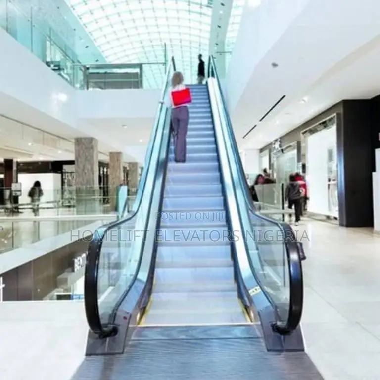 Shopping Mall Moving Walk Escalator 1500 - 8000mm Traveling