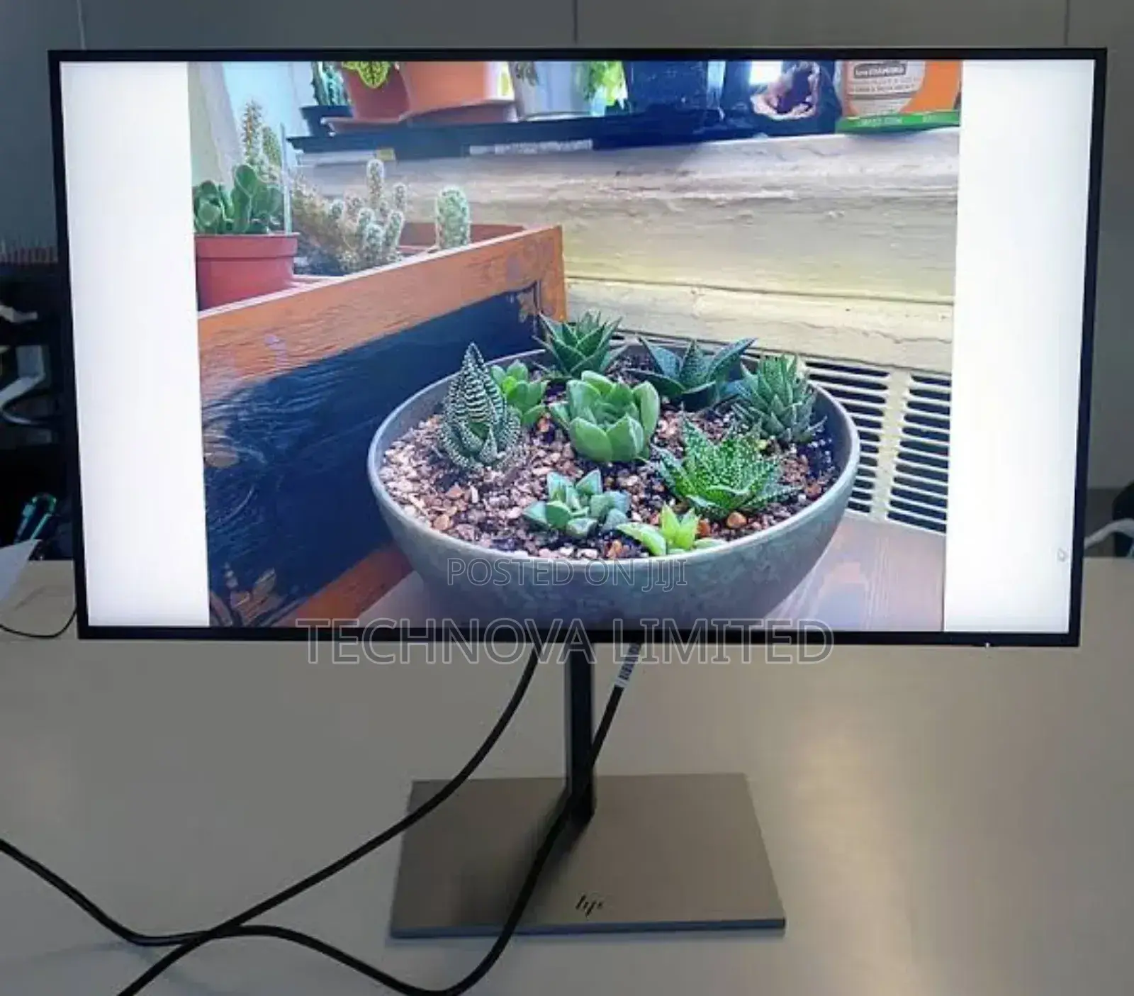 HP Z24f G3 (23.8" ) Full-Hd IPS Monitor