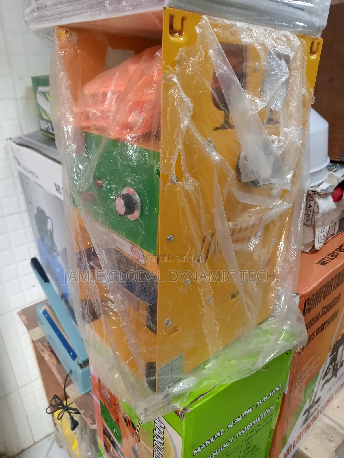 Cup Sealing Machine