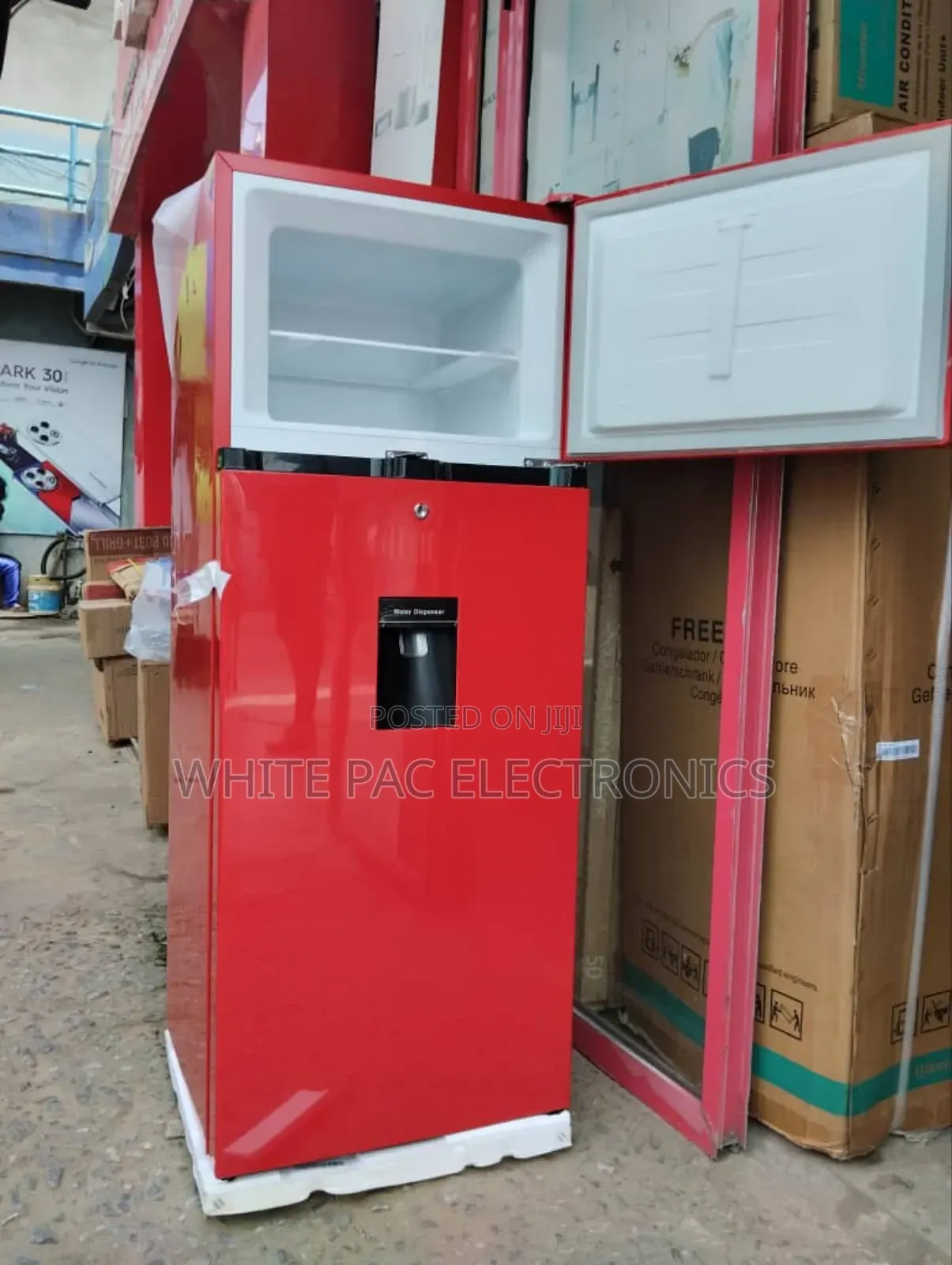 Hisense Fridge 205-L Double Door With Dispenser > Ice Maker