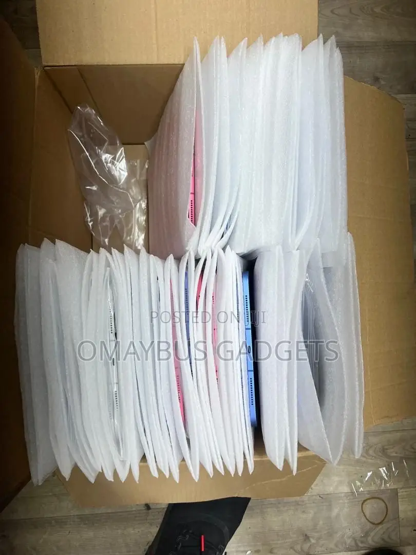 New Apple iPad 10.2 (2020) 64 GB Pink