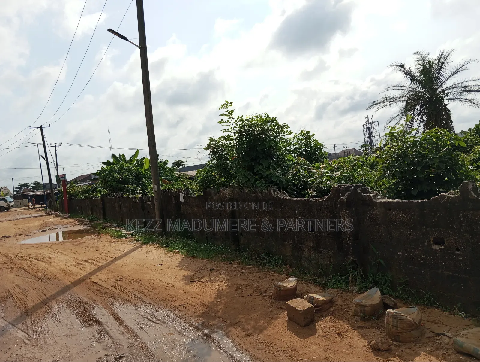 For Sale: 151⁄2 Plots at C4I Junction, Off Int'l Airport Rd